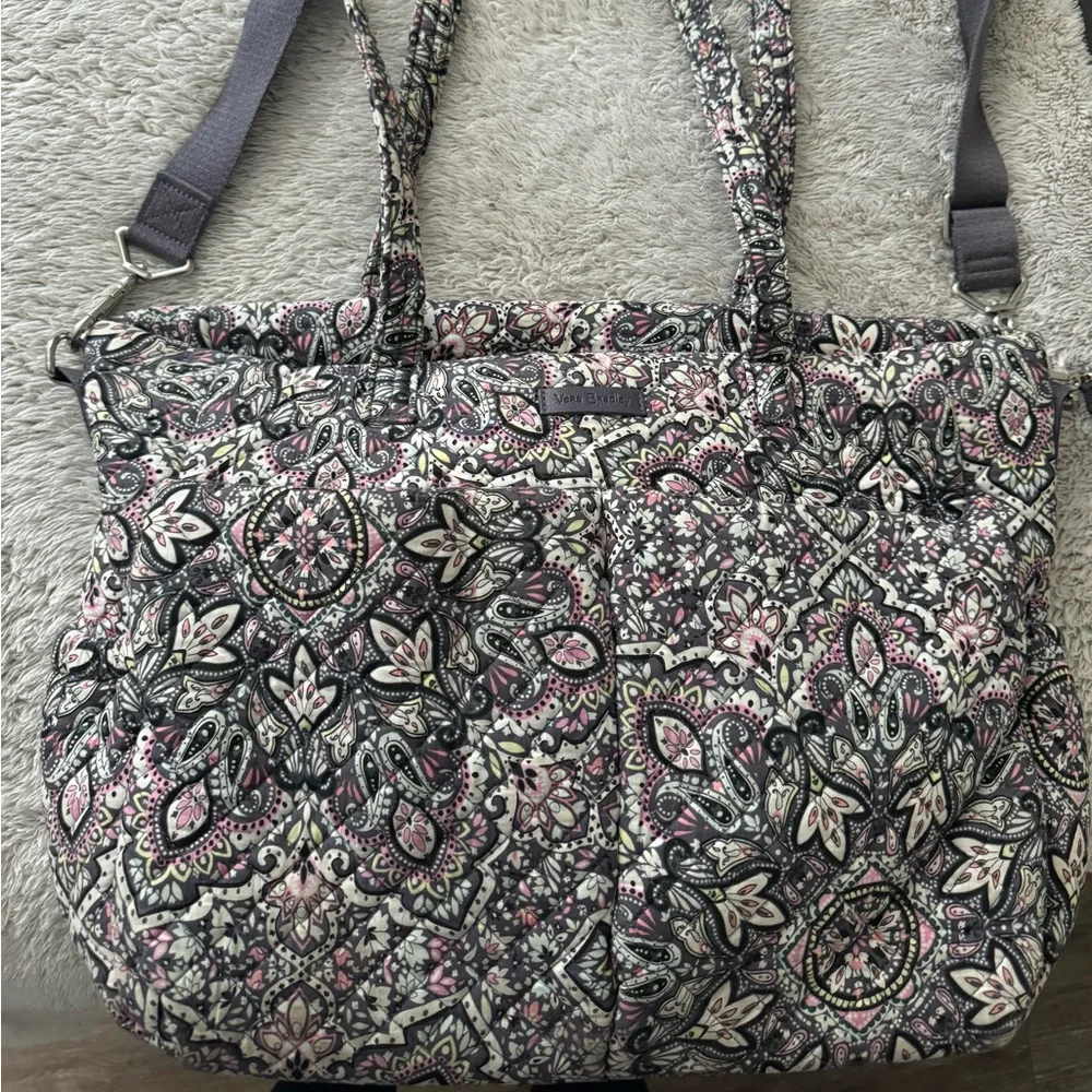 Vera Bradley Bag - Picture 2 of 6